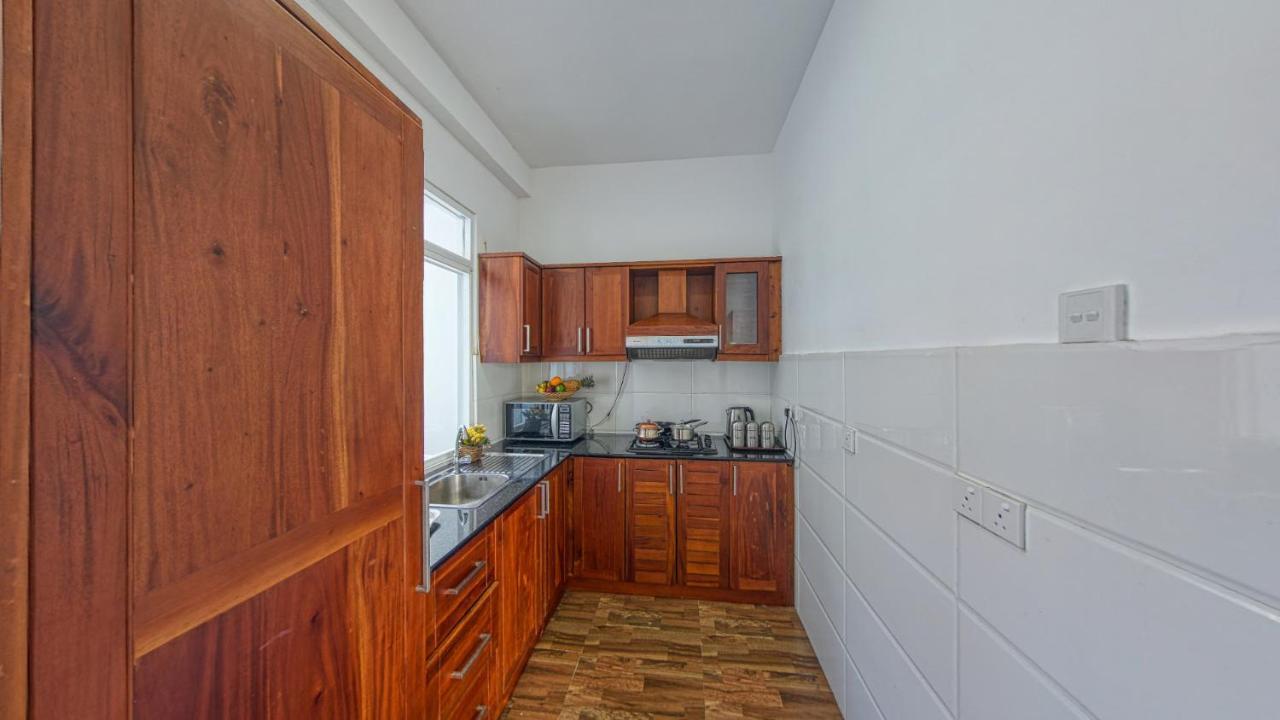 Ocean Breeze Apartment Коломбо Екстер'єр фото